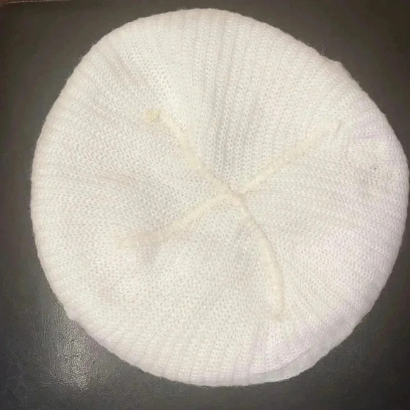 Floral Angora Beret - Picture 5 of 5